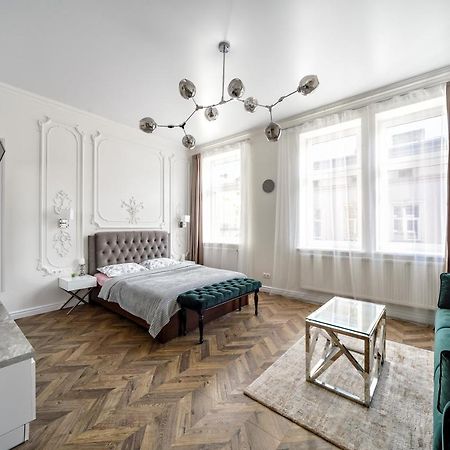Green Apartment Львів Екстер'єр фото