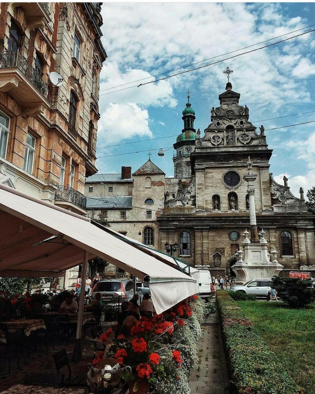 Green Apartment Львів Екстер'єр фото